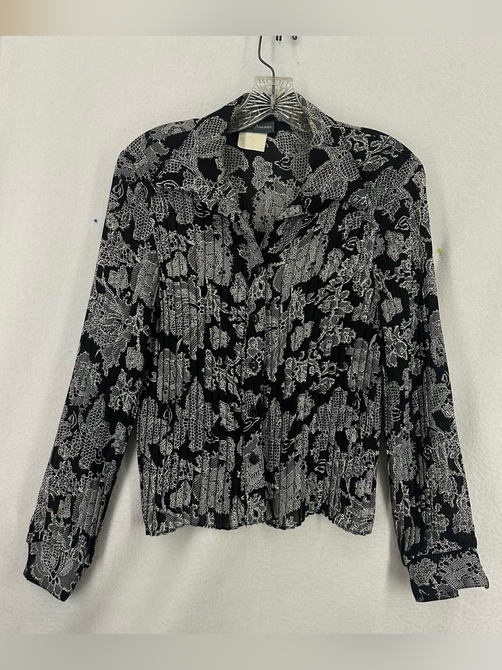 North Avenue Pleated Button Front Blouse Womens Medium Floral Long Sleeve Top